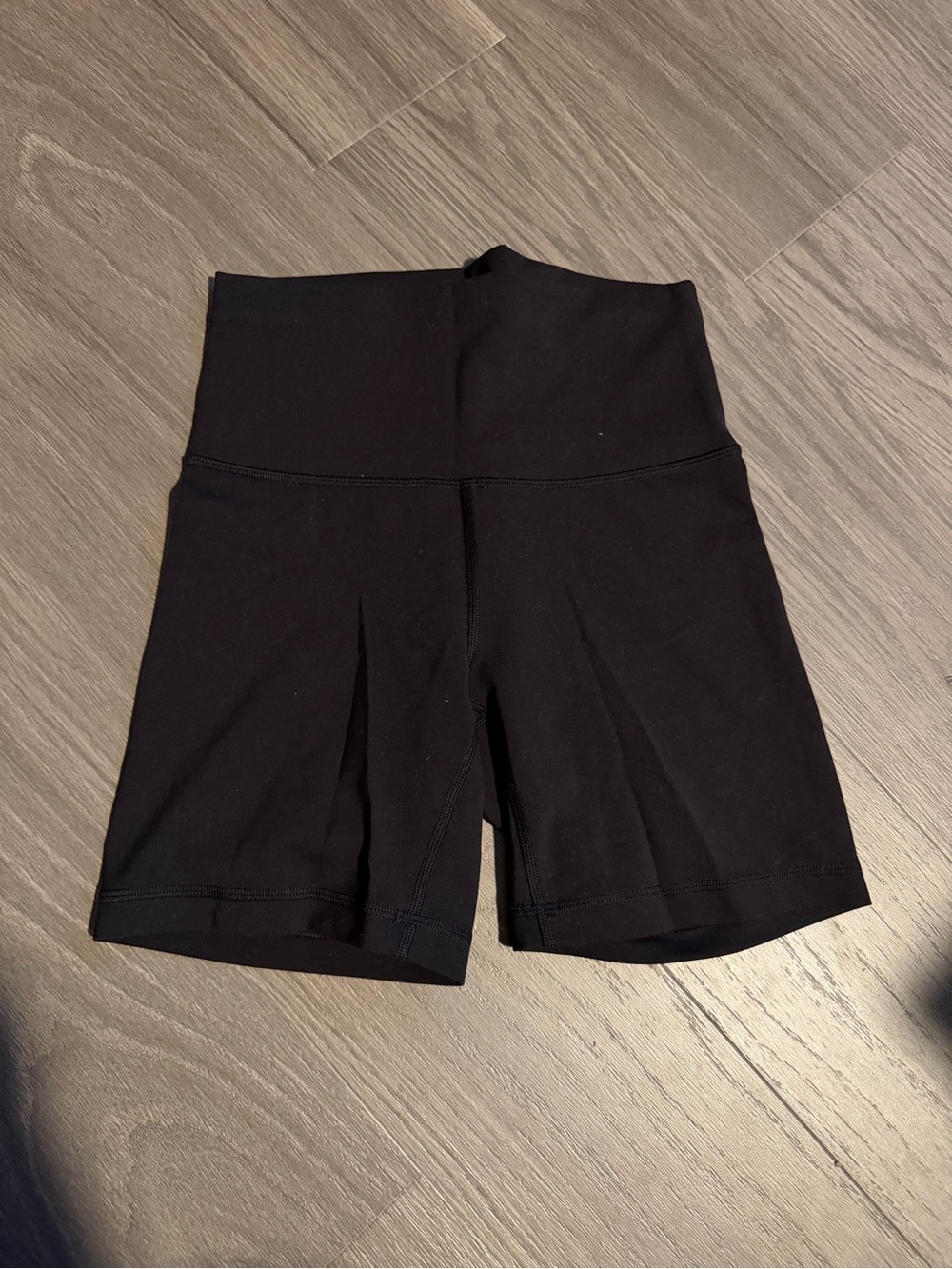 Lululemon Wunder Under Bike Shorts